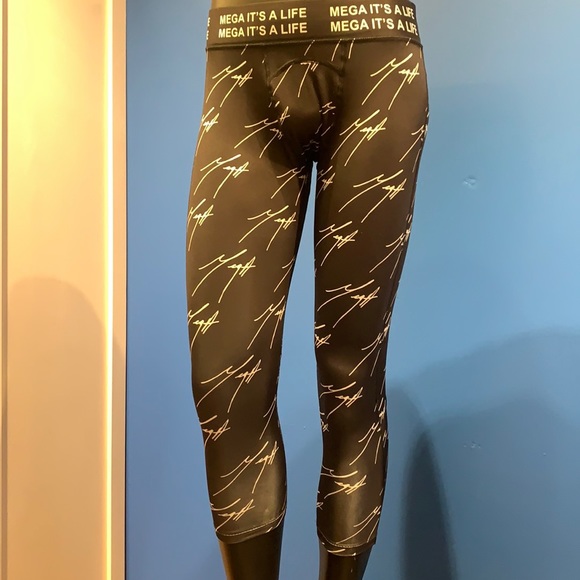 Mega Signature Compression Pants - Picture 1 of 12